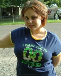 Толстуха принимает ванную со свечами и игрушками 37 фотография Толстуха принимает ванную со свечами и игрушками 37 фотография