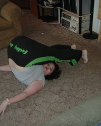 Толстуха принимает ванную со свечами и игрушками 39 фотография Толстуха принимает ванную со свечами и игрушками 39 фотография