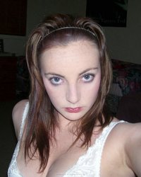 Стройная леди фотографирует себя без одежды 4 фотография Стройная леди фотографирует себя без одежды 4 фотография