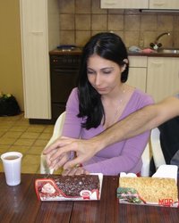 Мужик снял в ресторнае очень страстную мулатку 3 фотография Мужик снял в ресторнае очень страстную мулатку 3 фотография