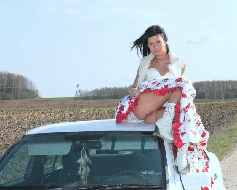 Похотливая спортсменка готова на любой секс 2 фото