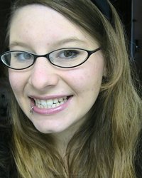 Девушка с бритой киской развратничает 14 фотография Девушка с бритой киской развратничает 14 фотография