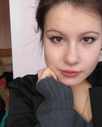 Девушка снимает себя на камеру без лифчика 1 фотография Девушка снимает себя на камеру без лифчика 1 фотография