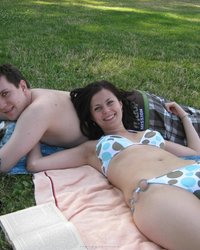 Распутница мечтает о сексе, отдыхая на курорте 1 фотография Распутница мечтает о сексе, отдыхая на курорте 1 фотография