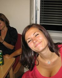 Распутница мечтает о сексе, отдыхая на курорте 15 фотография Распутница мечтает о сексе, отдыхая на курорте 15 фотография