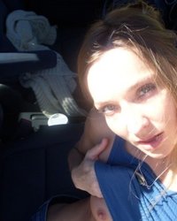 Обнаженная Бетти демонстрирует замечательное тело 8 фотография Обнаженная Бетти демонстрирует замечательное тело 8 фотография