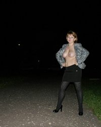 Аппетитная зрелочка соблазняет супруга 6 фотография Аппетитная зрелочка соблазняет супруга 6 фотография