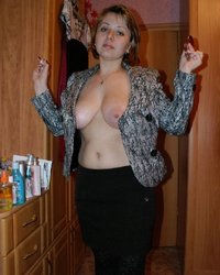 Аппетитная зрелочка соблазняет супруга 7 фотография Аппетитная зрелочка соблазняет супруга 7 фотография