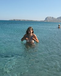 Тощая соска вышла из душа и отдалась возлюбленному на кровати 33 фотография Тощая соска вышла из душа и отдалась возлюбленному на кровати 33 фотография