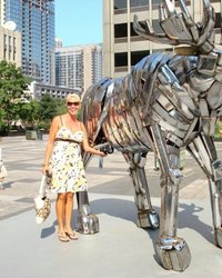 Зрелая мамзель показала свою пещерку 1 фотография Зрелая мамзель показала свою пещерку 1 фотография