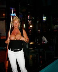 Зрелая мамзель показала свою пещерку 5 фотография Зрелая мамзель показала свою пещерку 5 фотография