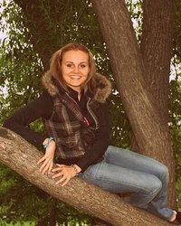 Студентка поучаствовала в откровенных фотосъемках 4 фотография Студентка поучаствовала в откровенных фотосъемках 4 фотография