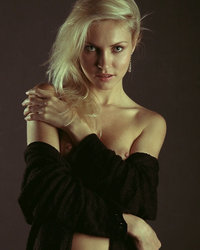 Сексуальная модель показала свой архив 13 фотография Сексуальная модель показала свой архив 13 фотография