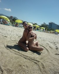 Звезда стриптиза поехала на отдых за границу 8 фотография Звезда стриптиза поехала на отдых за границу 8 фотография