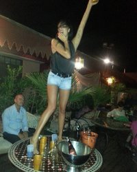 Звезда стриптиза поехала на отдых за границу 3 фотография Звезда стриптиза поехала на отдых за границу 3 фотография