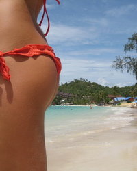 Крашеная туристка на отдыхе показала парню писечку 2 фотография Крашеная туристка на отдыхе показала парню писечку 2 фотография