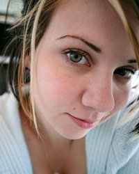 Татуированная молодуха с огромными буферами 1 фотография Татуированная молодуха с огромными буферами 1 фотография