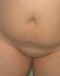 Полная шалава уверенно светит прелестями 10 фотография Полная шалава уверенно светит прелестями 10 фотография