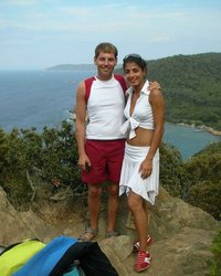 Смуглая жена позирует для мужа обнажённой и сосёт его член 1 фотография Смуглая жена позирует для мужа обнажённой и сосёт его член 1 фотография