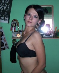 Милая студентка ходит голой по квартире своего парня 4 фотография Милая студентка ходит голой по квартире своего парня 4 фотография