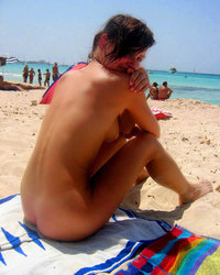 Грудастая моделька зажгла на отдыхе 15 фотография Грудастая моделька зажгла на отдыхе 15 фотография