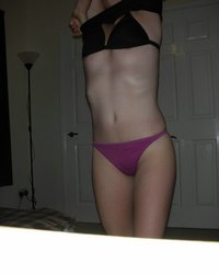 Телочка дрочит свою волосатую щель 5 фотография Телочка дрочит свою волосатую щель 5 фотография