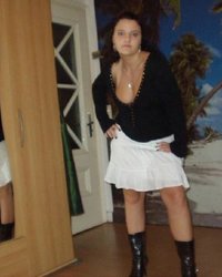 Карина ждет на кровати своего возлюбленного 3 фотография Карина ждет на кровати своего возлюбленного 3 фотография