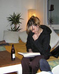 Девка после пьянки заснула голая 2 фотография Девка после пьянки заснула голая 2 фотография