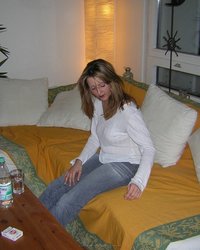 Девка после пьянки заснула голая 16 фотография Девка после пьянки заснула голая 16 фотография