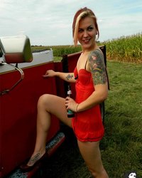 Орка рекламирует раритетный автомобиль 3 фотография Орка рекламирует раритетный автомобиль 3 фотография