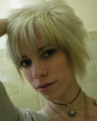 Сучка с хорошей попкой весьма откровенна 2 фотография Сучка с хорошей попкой весьма откровенна 2 фотография