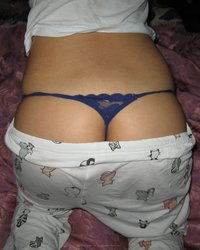 Студентка крутит попкой перед парнем 20 фотография Студентка крутит попкой перед парнем 20 фотография