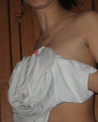 Студентка крутит попкой перед парнем 2 фотография Студентка крутит попкой перед парнем 2 фотография