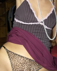 Мастурбирует писю розовым дилдо 6 фотография Мастурбирует писю розовым дилдо 6 фотография