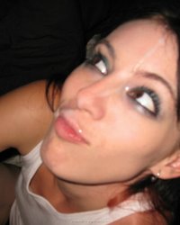 Жгучая брюнетка оргазмирует, ощущая сперму на лице 4 фотография Жгучая брюнетка оргазмирует, ощущая сперму на лице 4 фотография