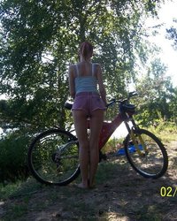 Девушки любят секс в любое время года 17 фотография