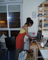 Мужик отлизал армянке ее влажную щель 17 фотография Мужик отлизал армянке ее влажную щель 17 фотография