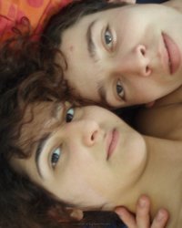 Мужик отлизал армянке ее влажную щель 23 фотография Мужик отлизал армянке ее влажную щель 23 фотография