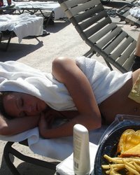 Стройняшка не смогла уговорить парня на секс 9 фотография Стройняшка не смогла уговорить парня на секс 9 фотография