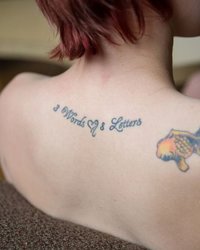 Элла взяла игрушечную камеру в качестве аксессуара 31 фотография Элла взяла игрушечную камеру в качестве аксессуара 31 фотография