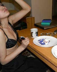 Сирийка любит сниматься без одежды 2 фотография Сирийка любит сниматься без одежды 2 фотография