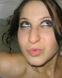 Карина в ванной в ожидании 24 фотография Карина в ванной в ожидании 24 фотография