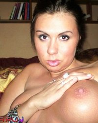 30летняя блонда показывает висячие дойки и суёт игрушку в пизду 16 фотография 30летняя блонда показывает висячие дойки и суёт игрушку в пизду 16 фотография