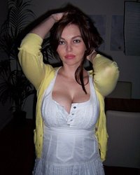 Сексуальные мамаши с большими дойками игриво показывают стриптиз 26 фотография Сексуальные мамаши с большими дойками игриво показывают стриптиз 26 фотография