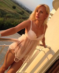 Смелые бабы похвастали обнаженными телами перед камерой 23 фотография Смелые бабы похвастали обнаженными телами перед камерой 23 фотография