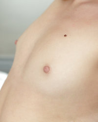 Хрупкая студентка кувыркается в спальне с любовником 6 фотография Хрупкая студентка кувыркается в спальне с любовником 6 фотография