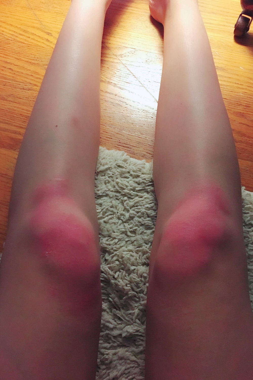 Красивые ножки девушек, вид от первого лица 12 фото