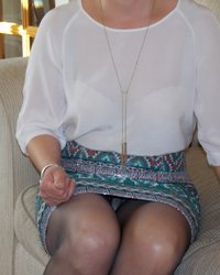 Одинокая мамочка демонстрирует ноги в эротических колготках 16 фотография Одинокая мамочка демонстрирует ноги в эротических колготках 16 фотография