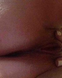 Частные селфи бритых писек девушек крупным планом 13 фотография