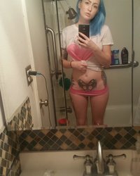 Откровенные селфи сексуальных девушек без одежды 5 фотография Откровенные селфи сексуальных девушек без одежды 5 фотография